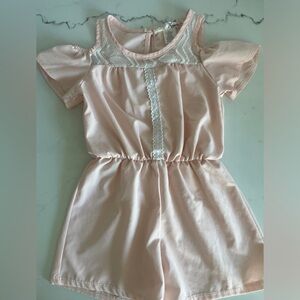 Open shoulder romper